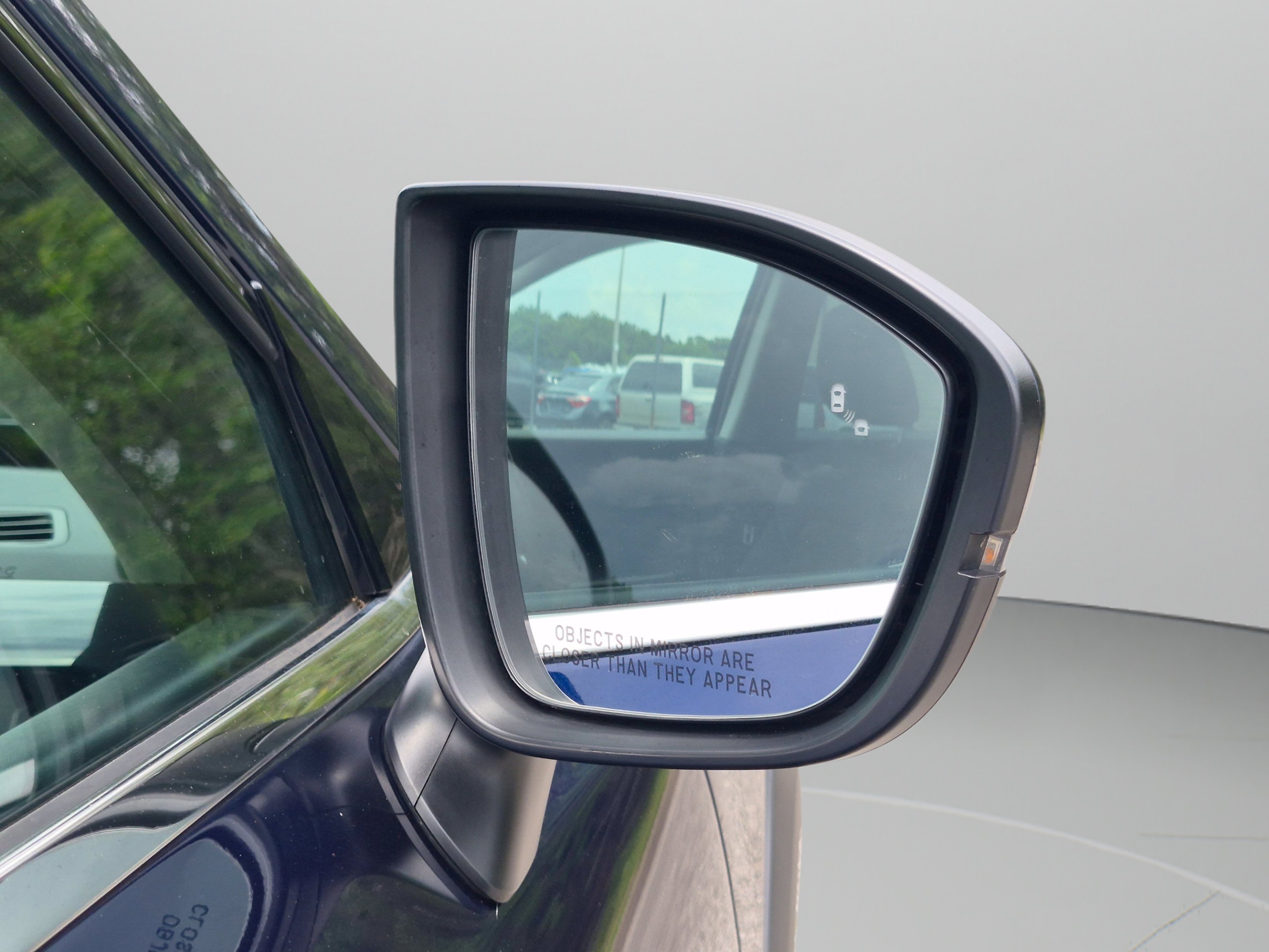 2025 Nissan Pathfinder SV - Photo 65