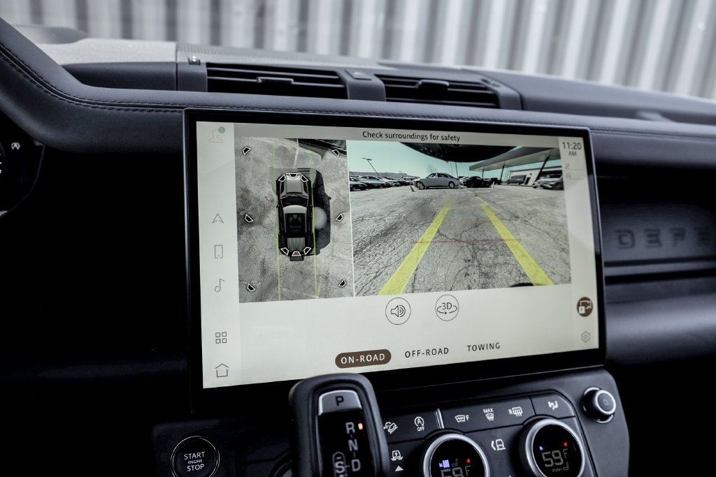 New 2026 Woolstone Green Land Rover X-Dynamic SE image 14