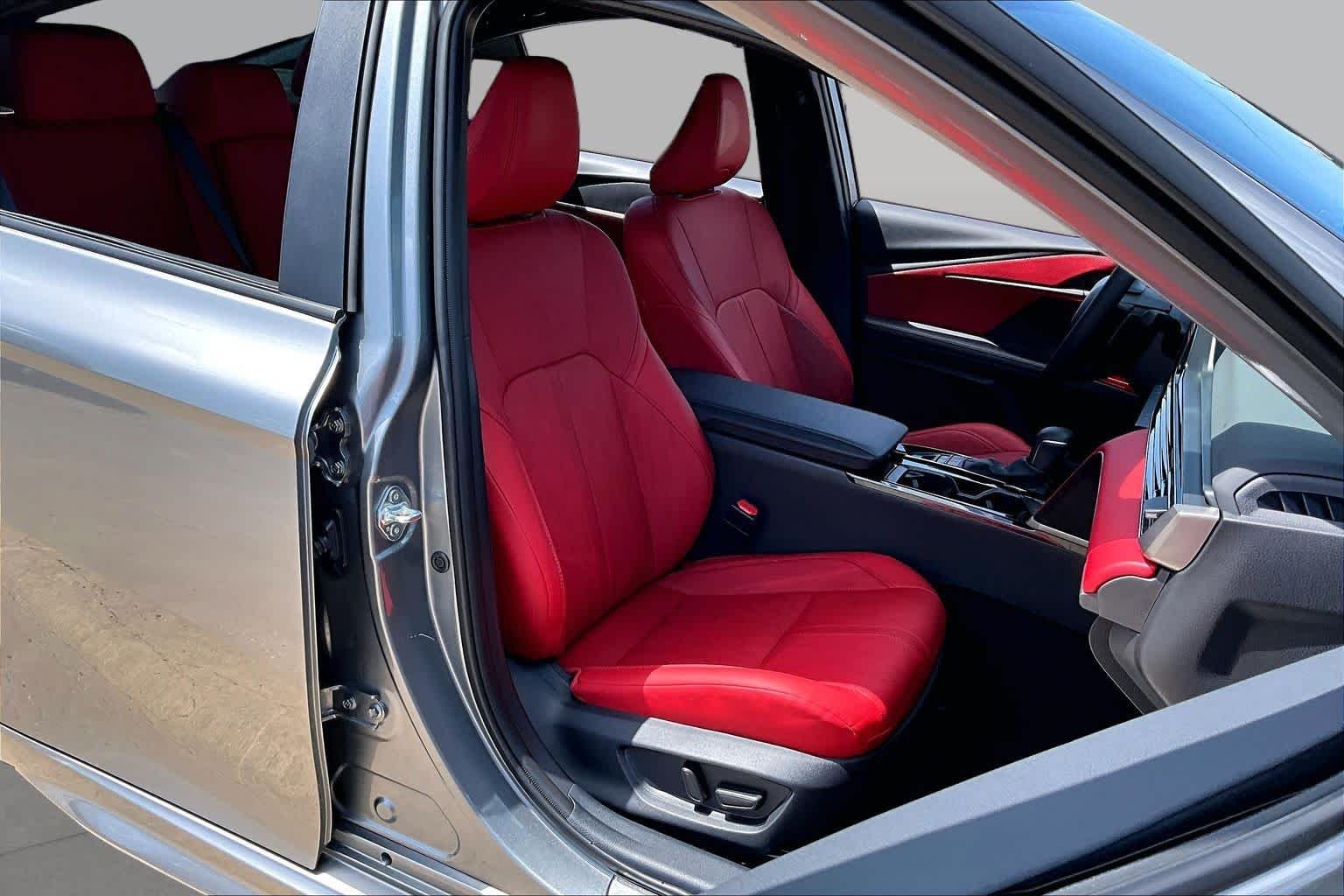 Used 2025 Heavy Metal Toyota XSE image 9