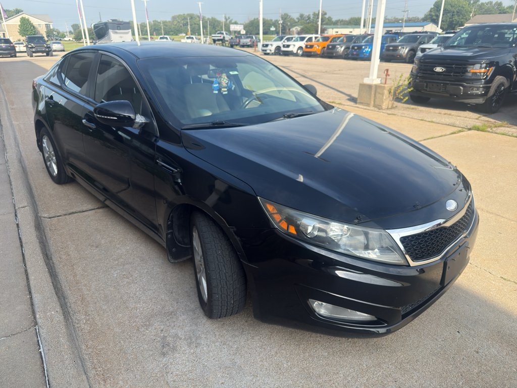 Used 2013 Ebony Black Kia LX image 4