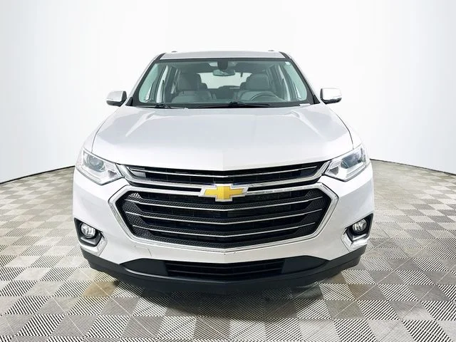 Used 2020 Silver Chevrolet LT image 8