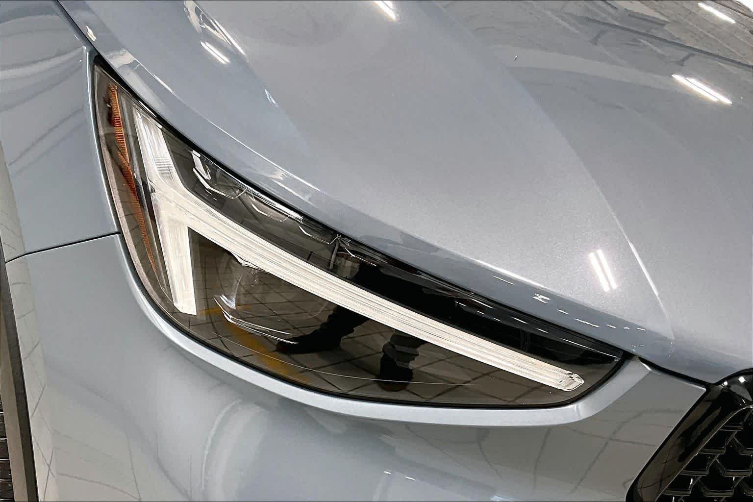 Used 2023 Thunder Grey Metallic Volvo Ultimate Dark Theme image 26
