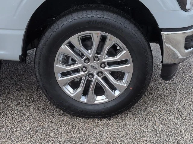 New 2026 White Ford Lariat image 11