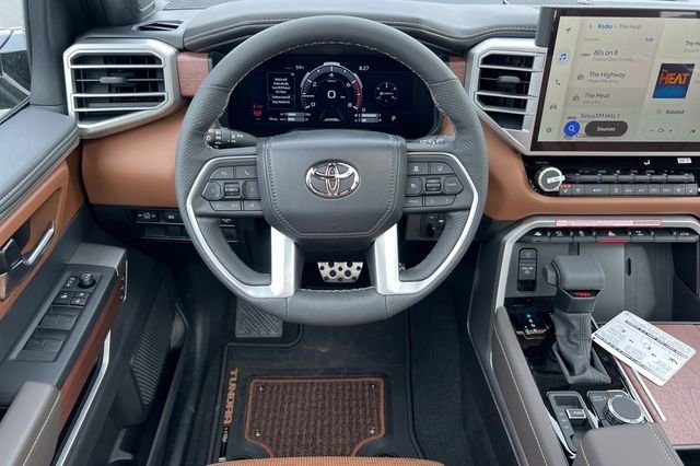 2025 Toyota Tundra 1794 Edition - Photo 17