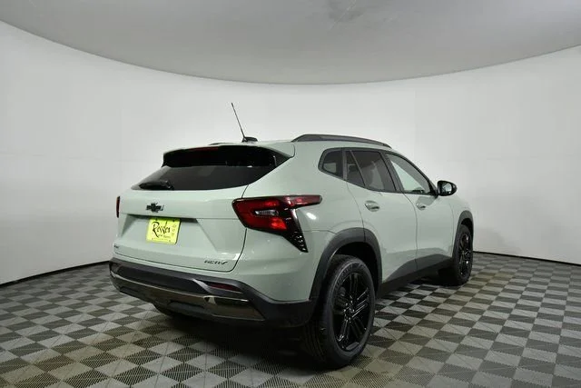 2026 Chevrolet Trax Activ - Photo 11