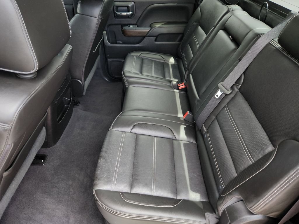 Used 2018 Silver GMC Denali image 11