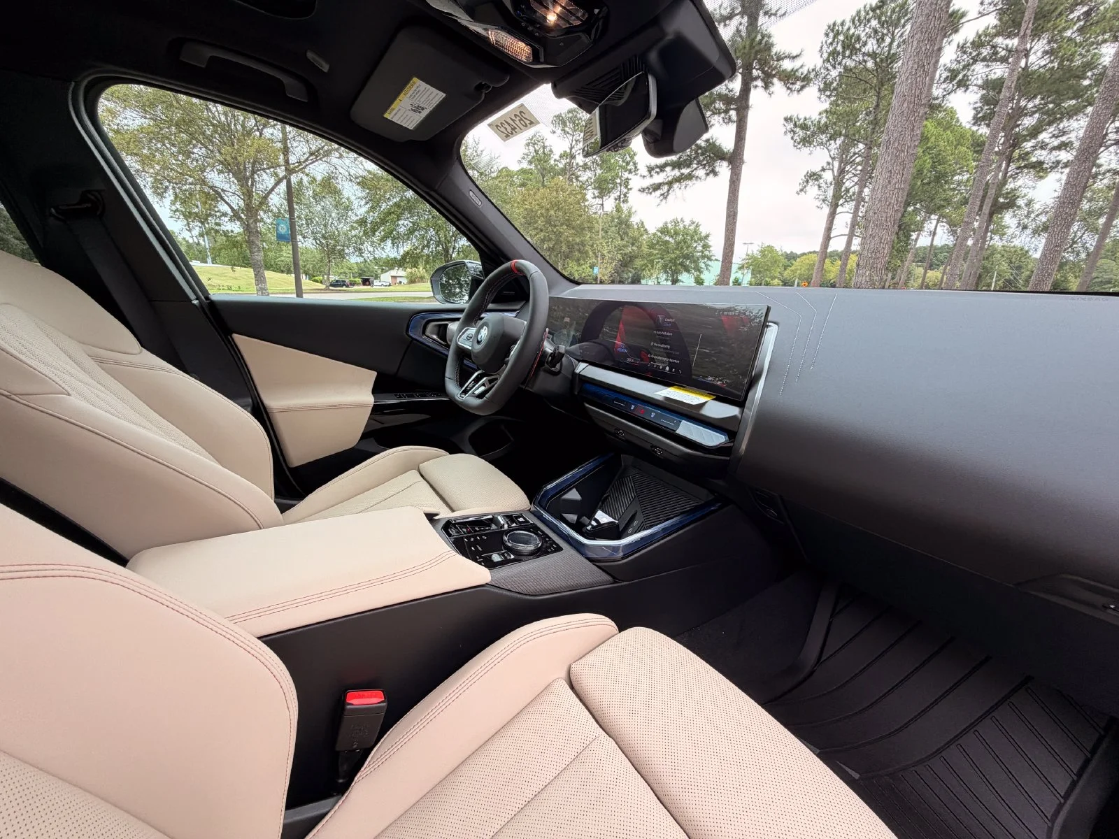 New 2026 Alpine White BMW M50 xDrive image 19
