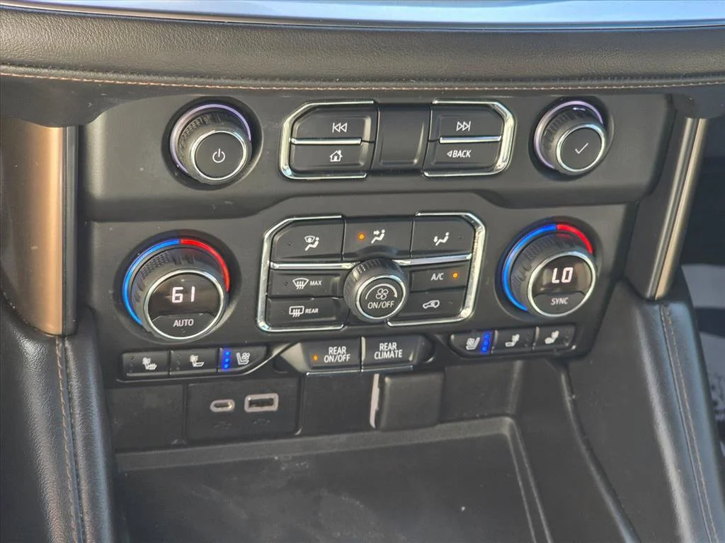 Used 2022 BLACK Chevrolet High Country image 21