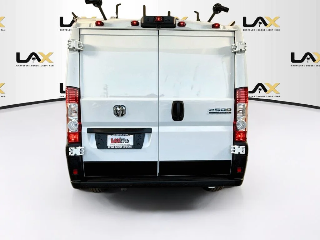 Used 2025 White Ram Base image 6