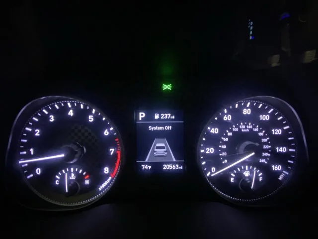 Used 2020 Gray Hyundai SE image 15