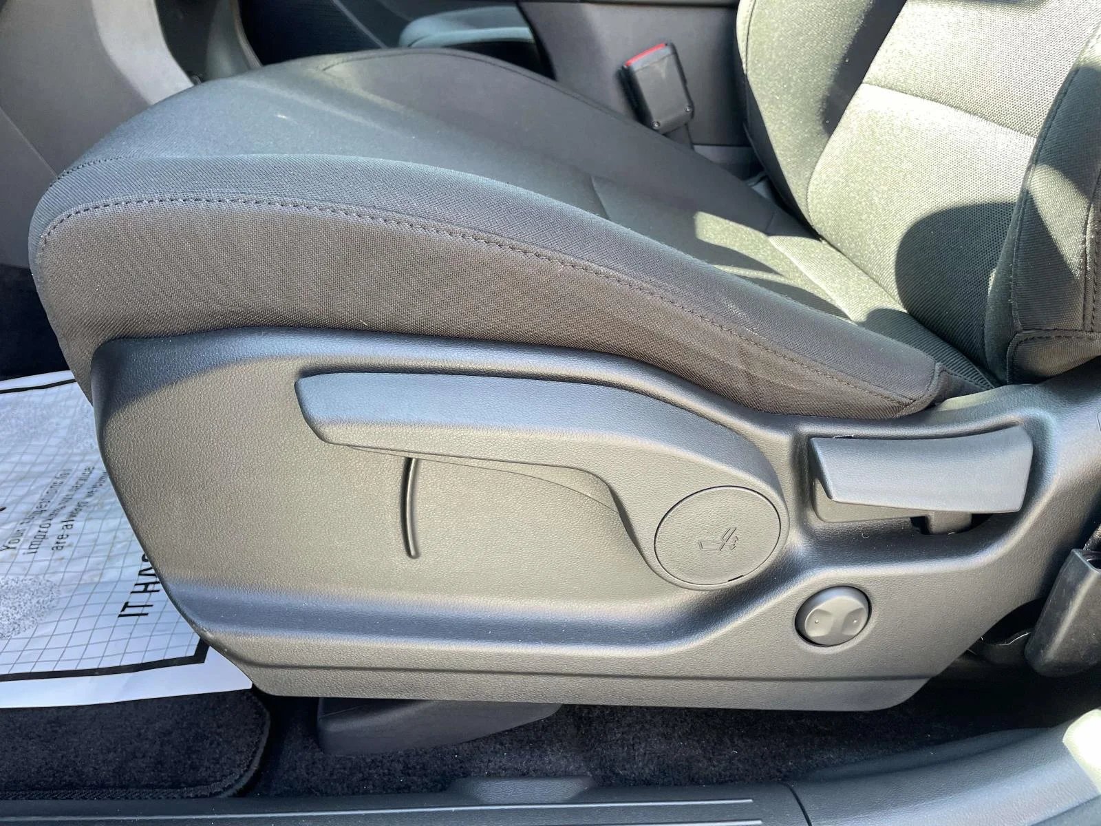 Used 2026 Hampton Gray Hyundai SE image 9