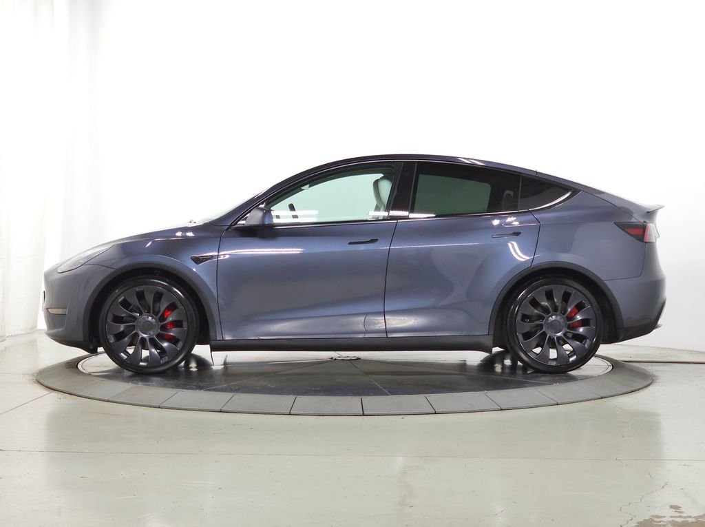 Used 2023 Midnight Silver Metallic Tesla Performance image 5