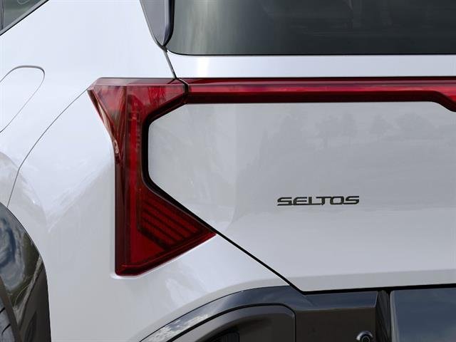 New 2027 Snow White Pearl Kia X-Line SX image 11