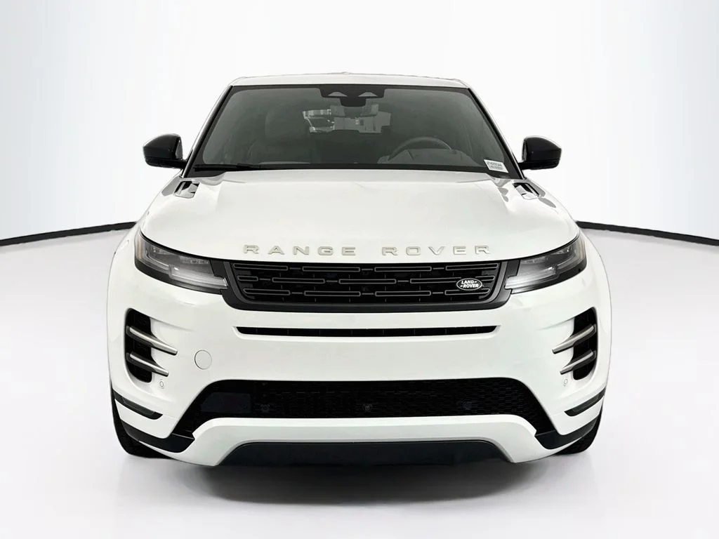 New 2026 Fuji White Land Rover Hoxton Edition image 2