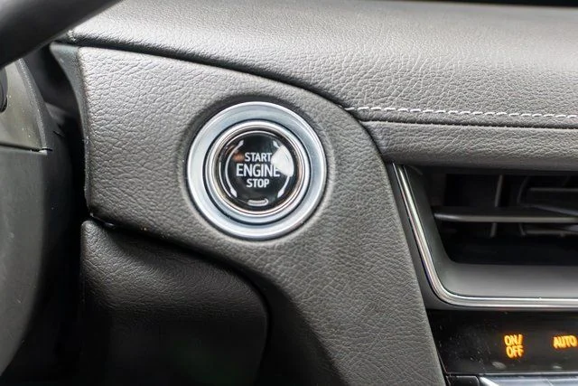 Used 2025 Black Cadillac Premium Luxury image 29