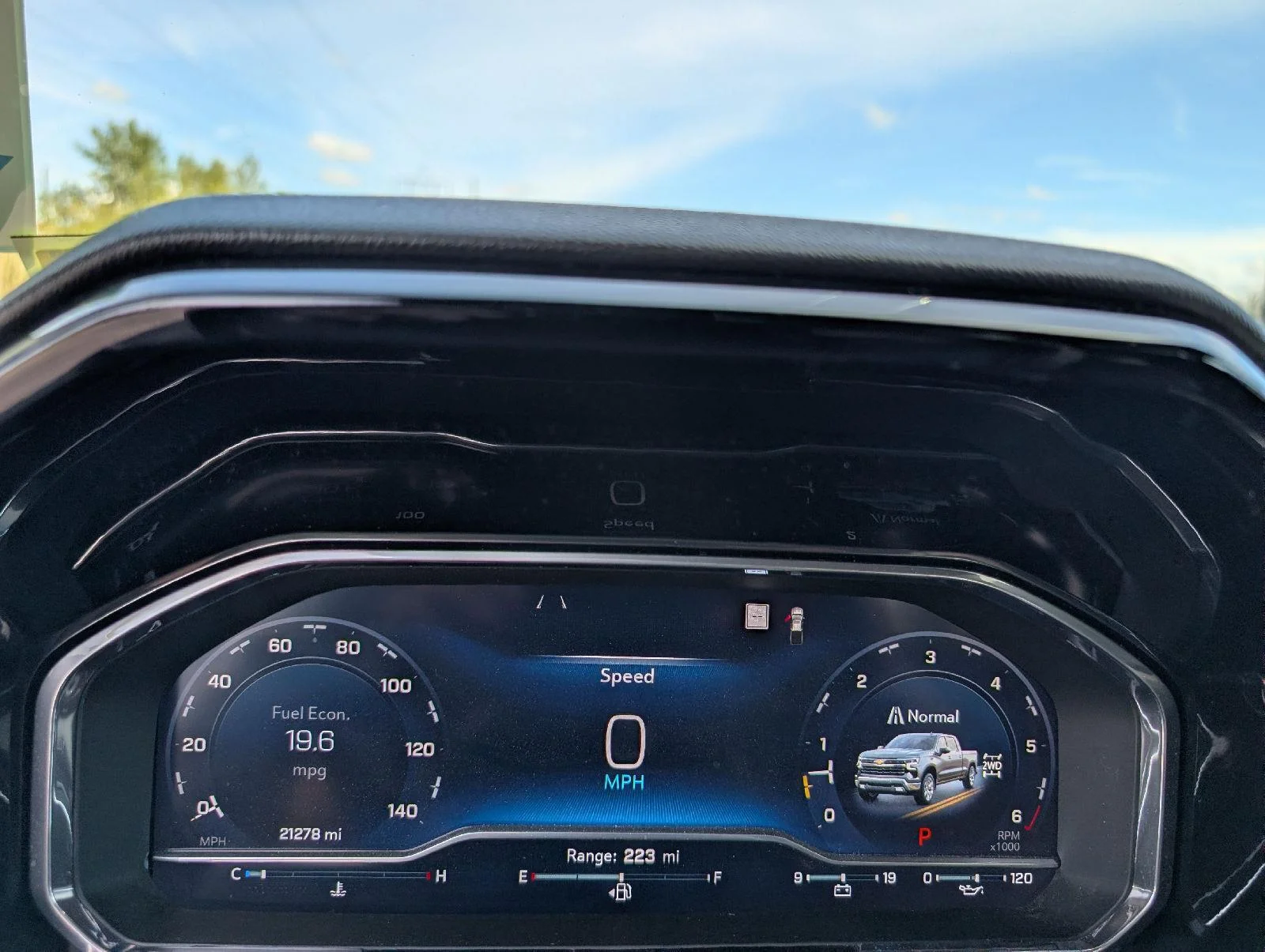 Used 2023 NORTHSKY BLUE METALLIC Chevrolet LT image 16