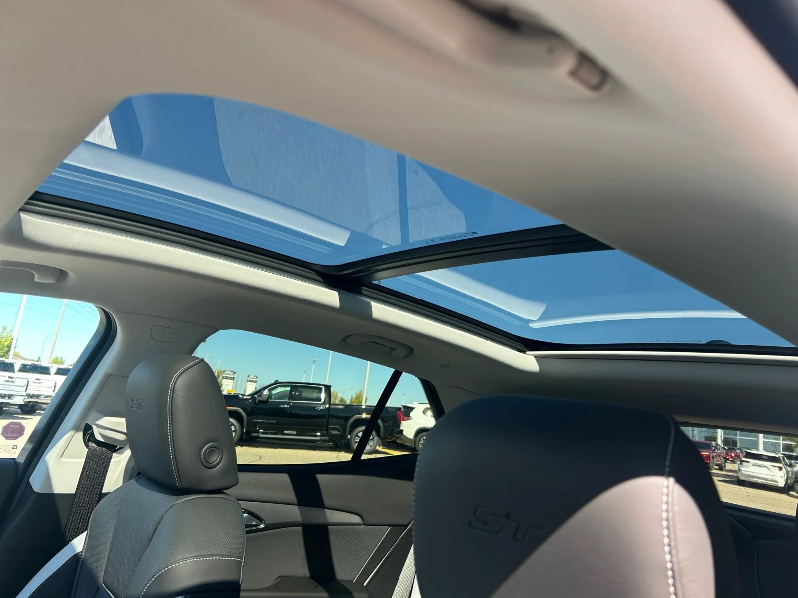 New 2026 Quartz Blue Metallic Buick Sport Touring AWD image 18