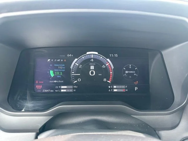 Used 2025 Beige Toyota Platinum image 23