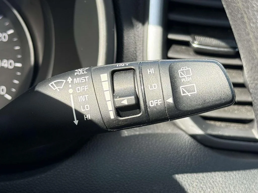 Used 2019 Red Kia LX image 24