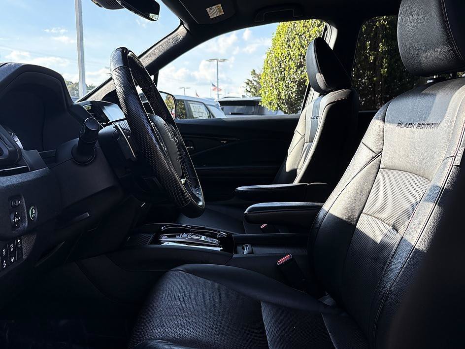 Used 2023 White Honda Black Edition image 9