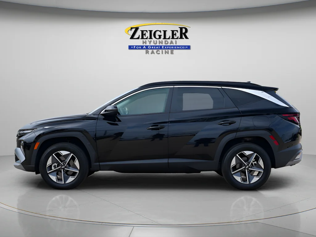 Used 2026 Black Hyundai SEL image 11
