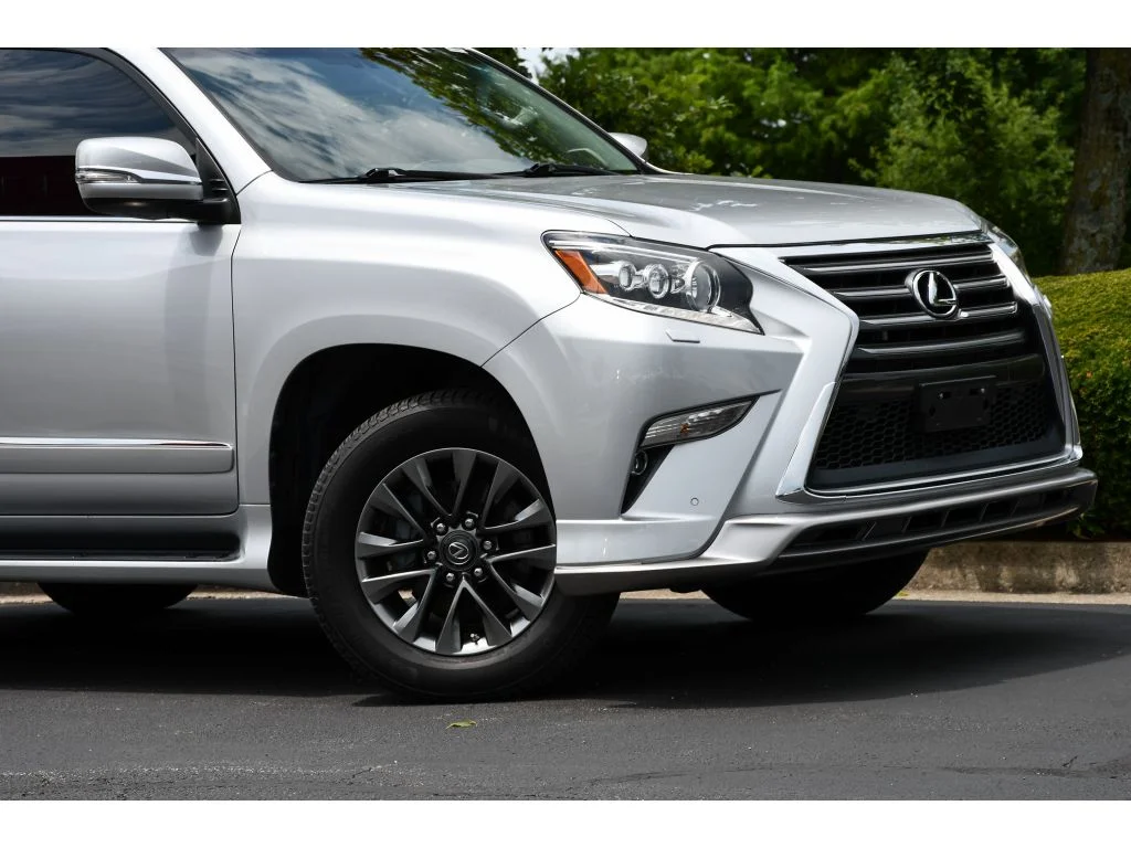 Used 2019 Silver Lining Metallic Lexus Premium image 10