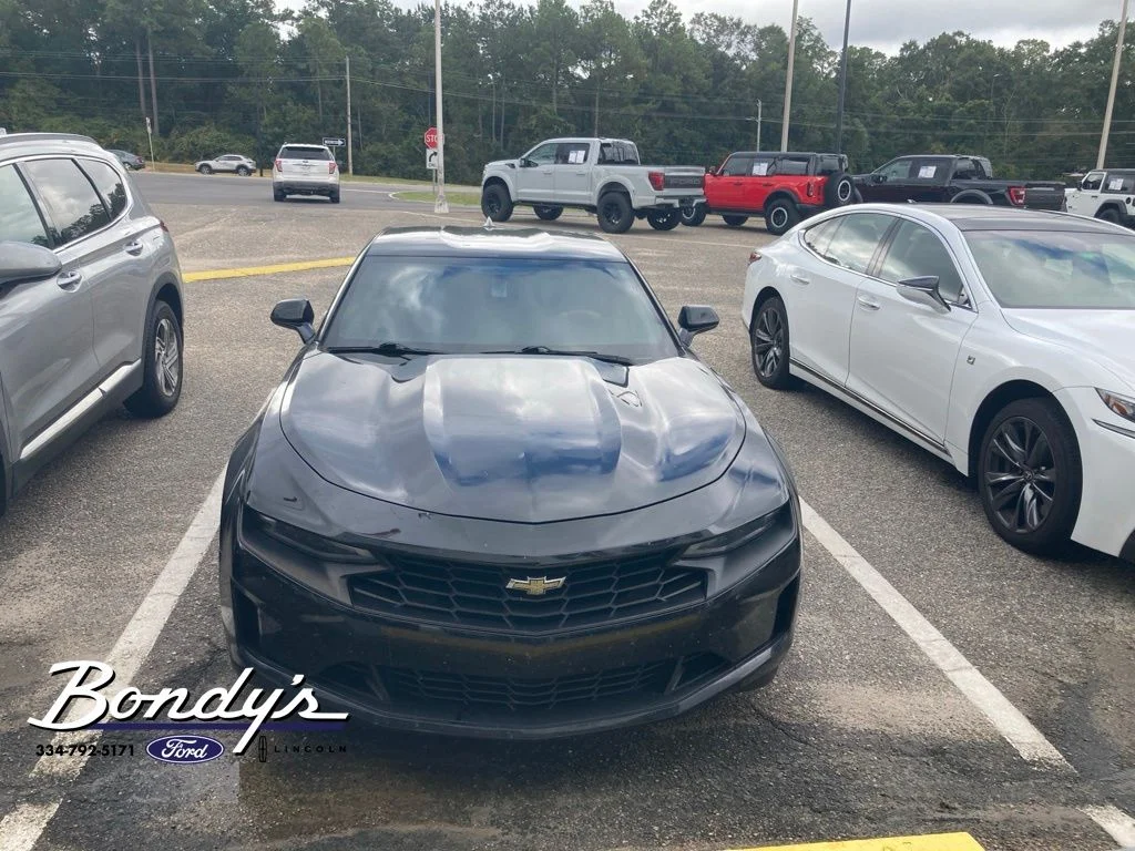 Used 2021 Black Chevrolet 1LT image 2