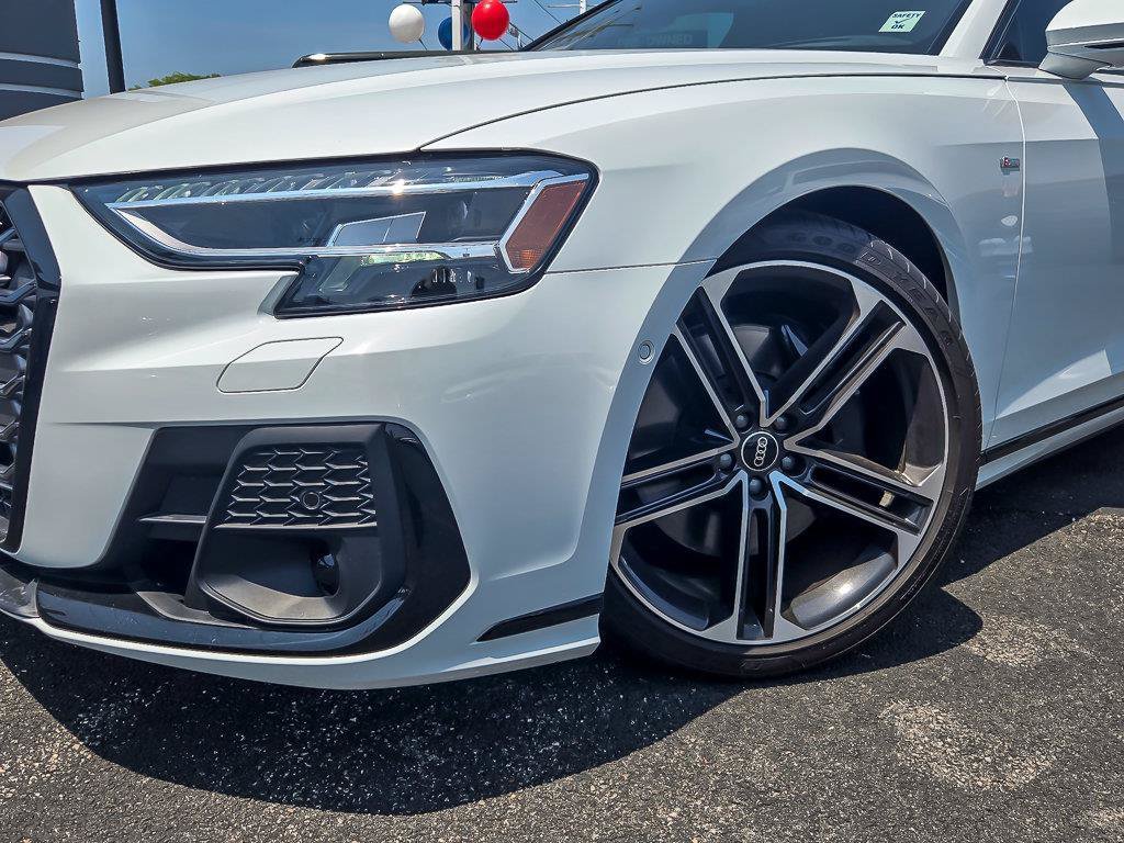 Used 2025 Glacier White Metallic Audi L 55 image 4
