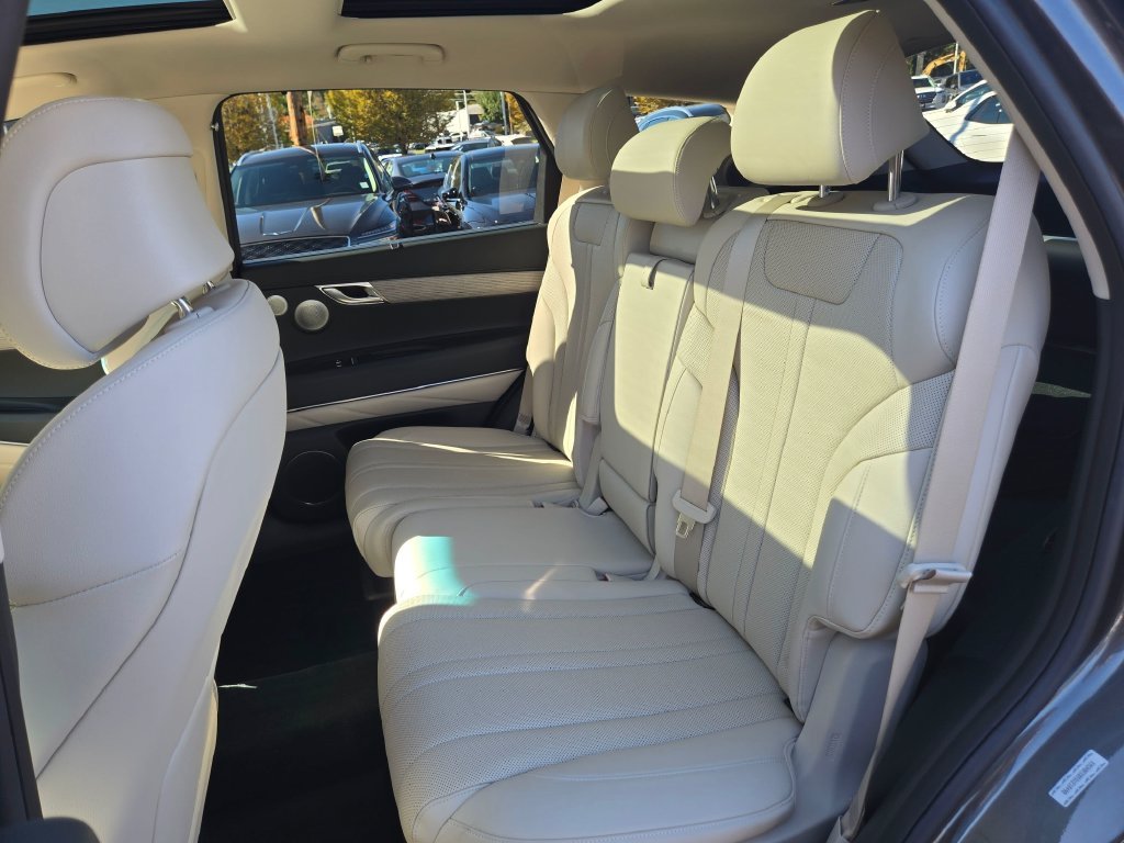 Certified Used 2025 Gray Genesis 2.5T Advanced image 18