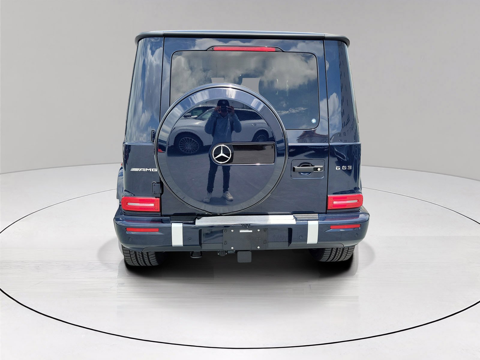 New 2027 MANUFAKTUR Dark Blue Non-Metallic Mercedes-Benz AMG® G 63 SUV image 34