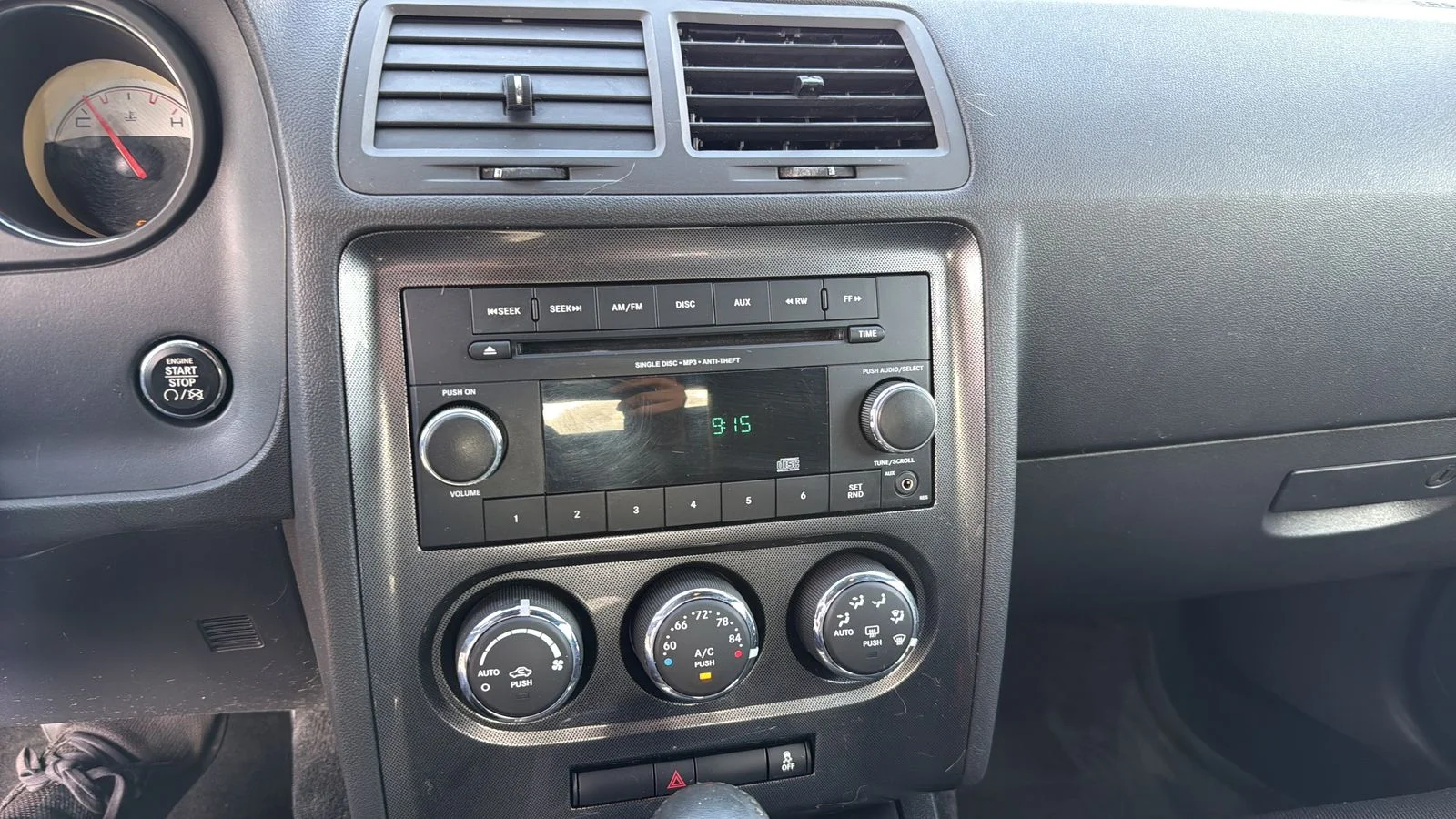 Used 2014 Blue Dodge SXT image 18