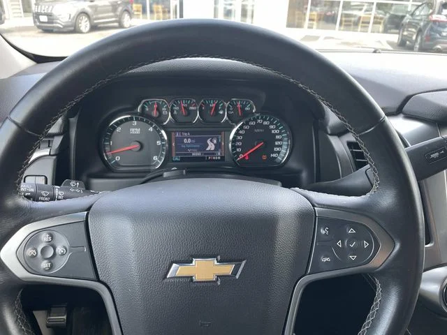 Used 2015 Silver Chevrolet LS image 36