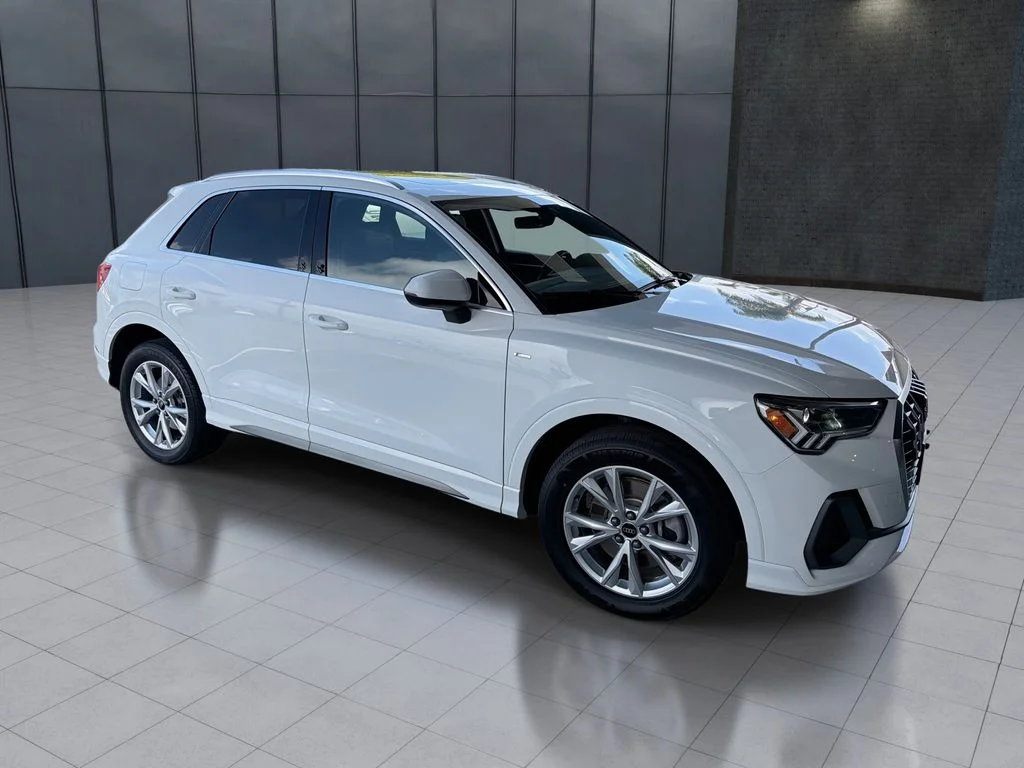2024 Audi Q3 45 TFSI S Line Premium quattro's photo