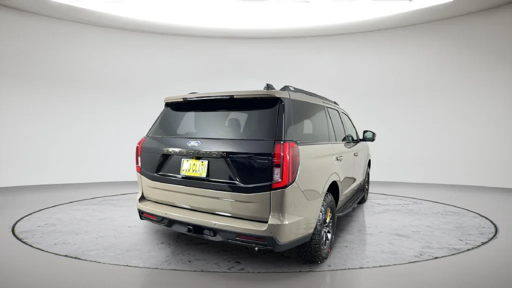 New 2027 Gray Ford Tremor image 8