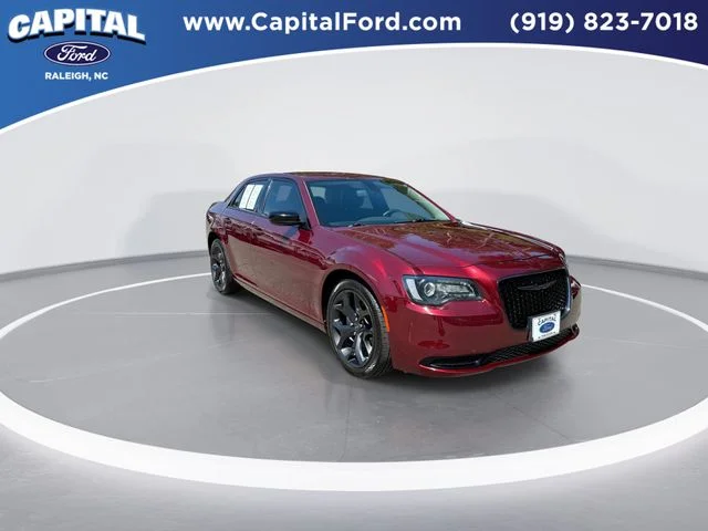 Used 2023 Red Chrysler Touring image 2