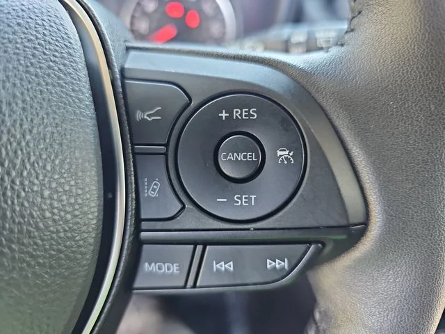 Used 2022 Gray Toyota XLE Premium image 17