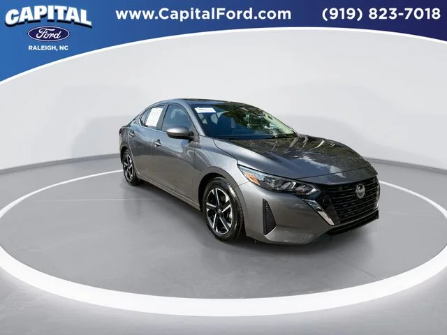 Used 2025 Gray Nissan SV image 2