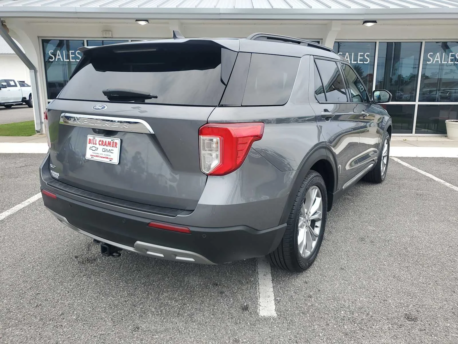 Used 2023 Carbonized Gray Metallic Ford XLT image 8