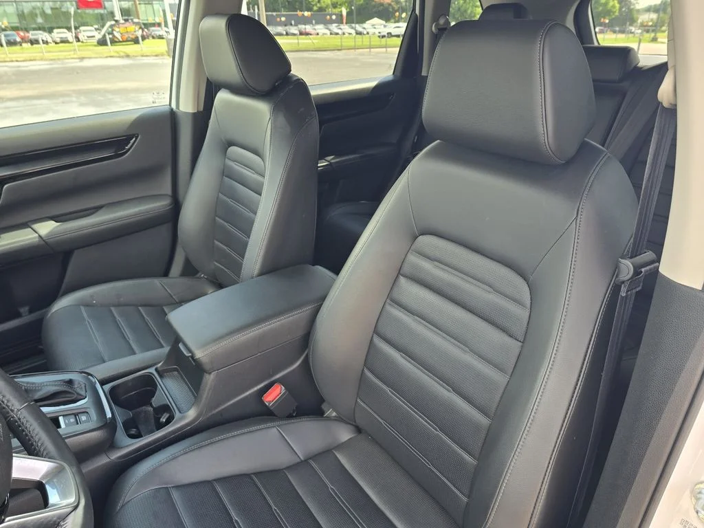 Used 2023 Platinum White Pearl Honda EX-L image 13