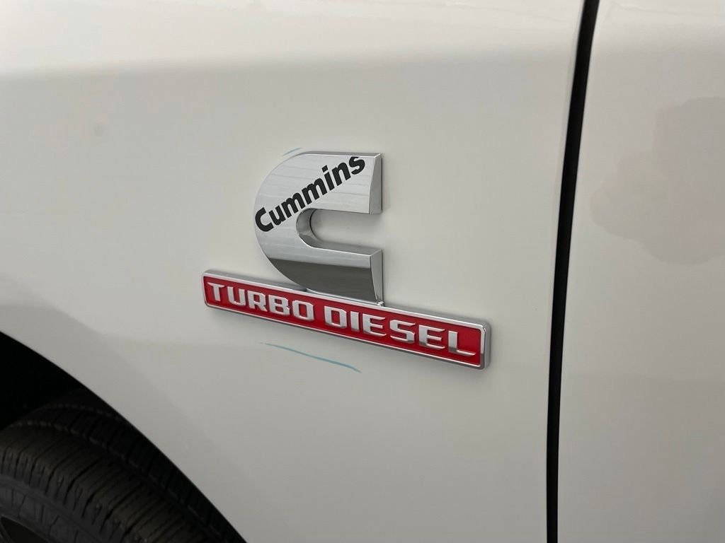 New 2026 Bright White Clear-Coat Exterior Paint RAM Laramie image 13