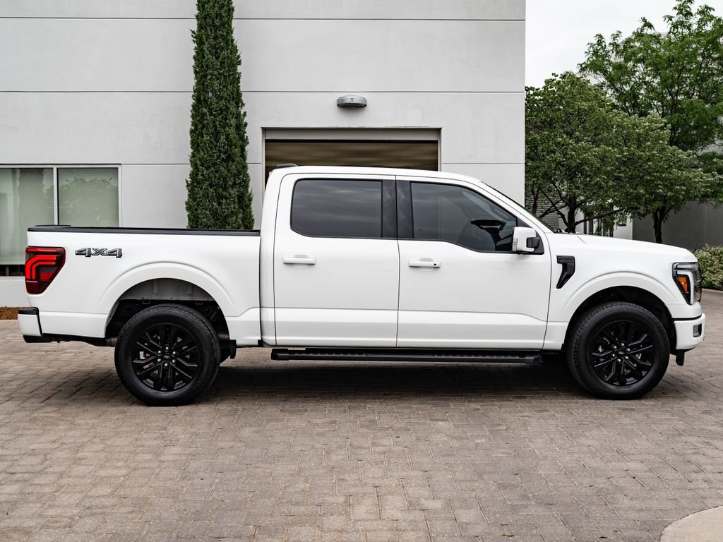 Used 2024 Star White Metallic Tri-Coat Ford LARIAT image 11