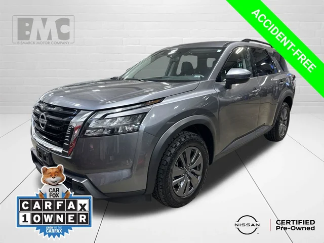 2024 Nissan Pathfinder SV