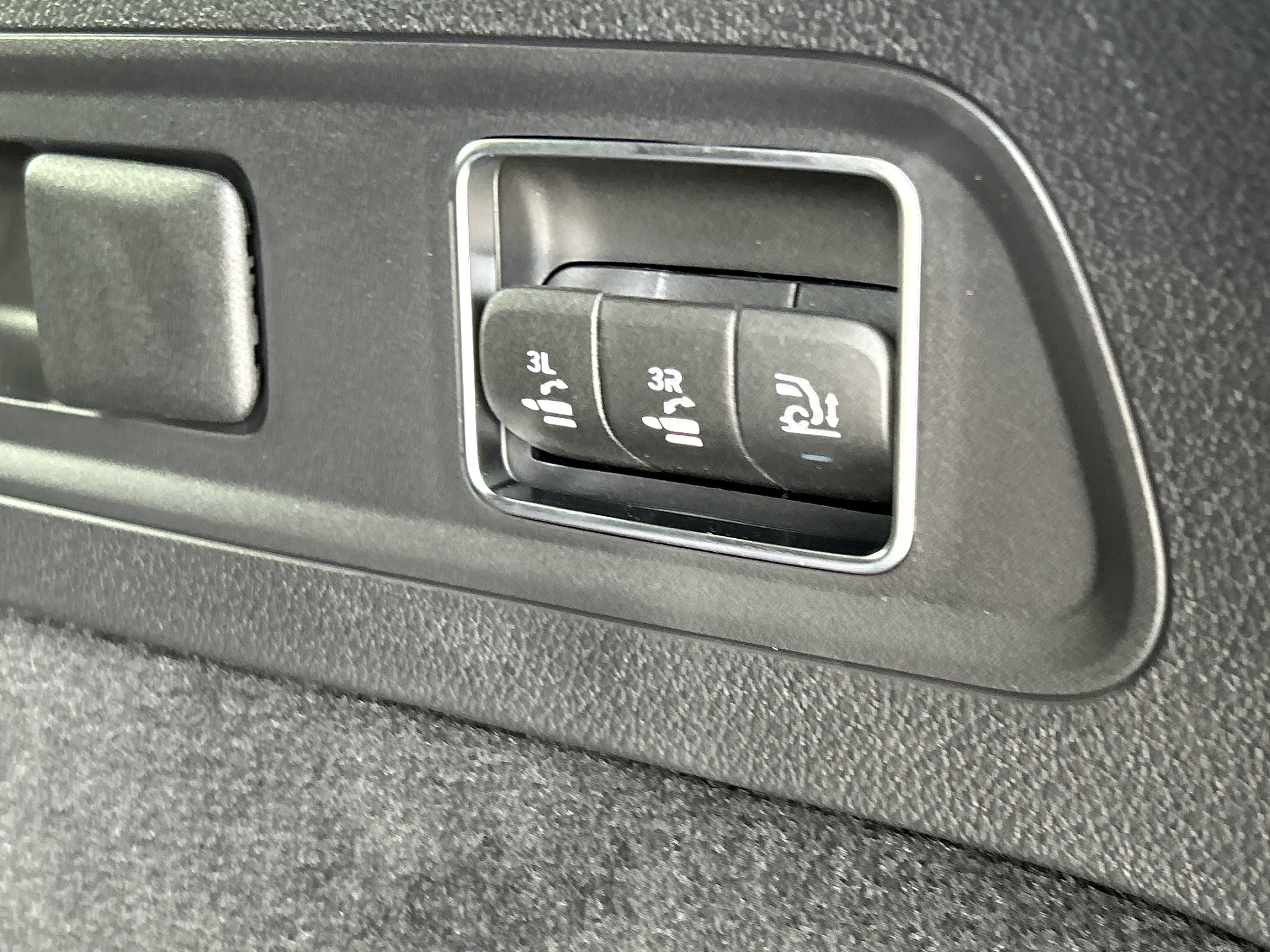 New 2026 Black Mercedes-Benz GLS 450 4MATIC® SUV image 12