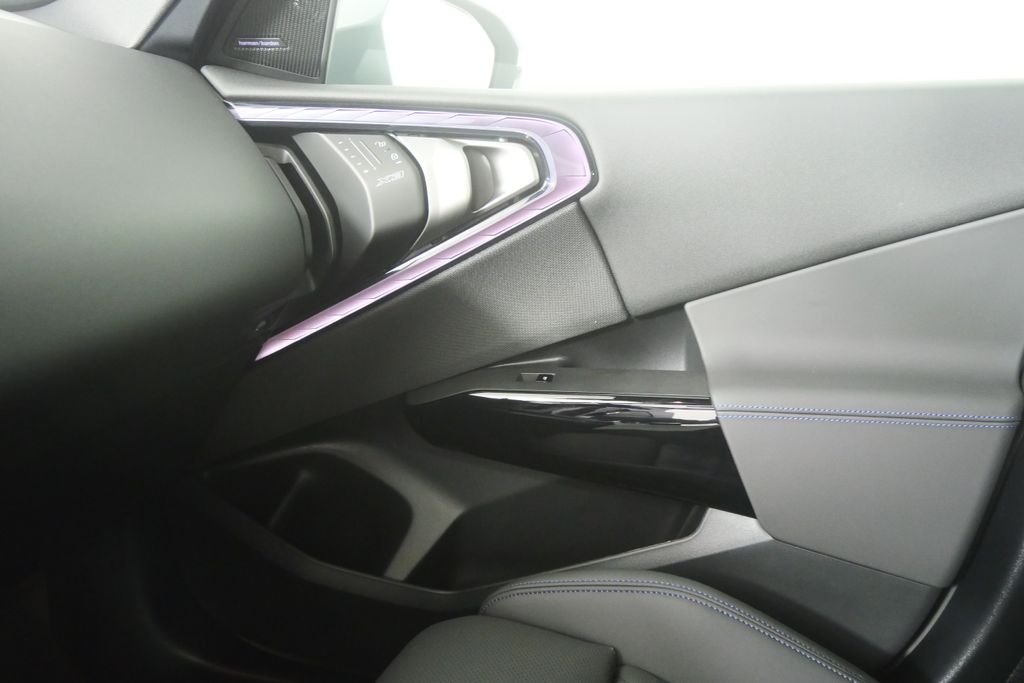 New 2026 Brooklyn Grey Metallic BMW 30 xDrive image 24