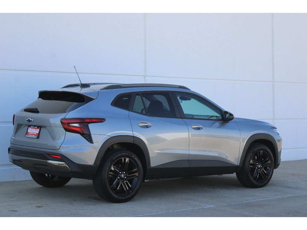 2026 Chevrolet Trax Activ - Photo 7