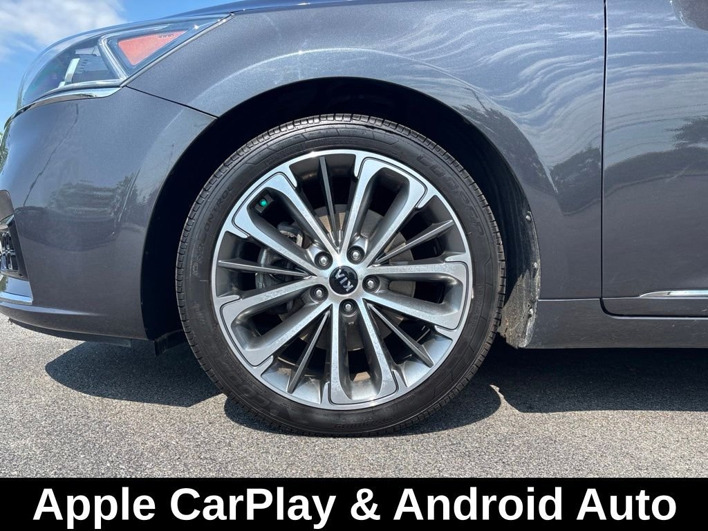 Used 2019 Gray Kia Technology image 10