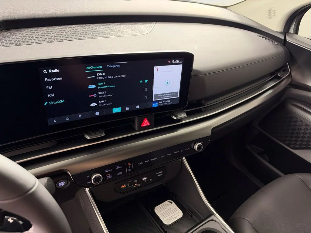 New 2027 Ceramic Silver Kia SX image 35