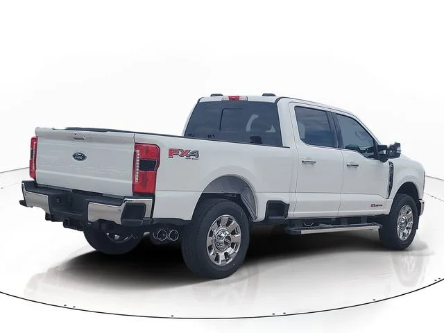 New 2026 Oxford White Ford Lariat image 5