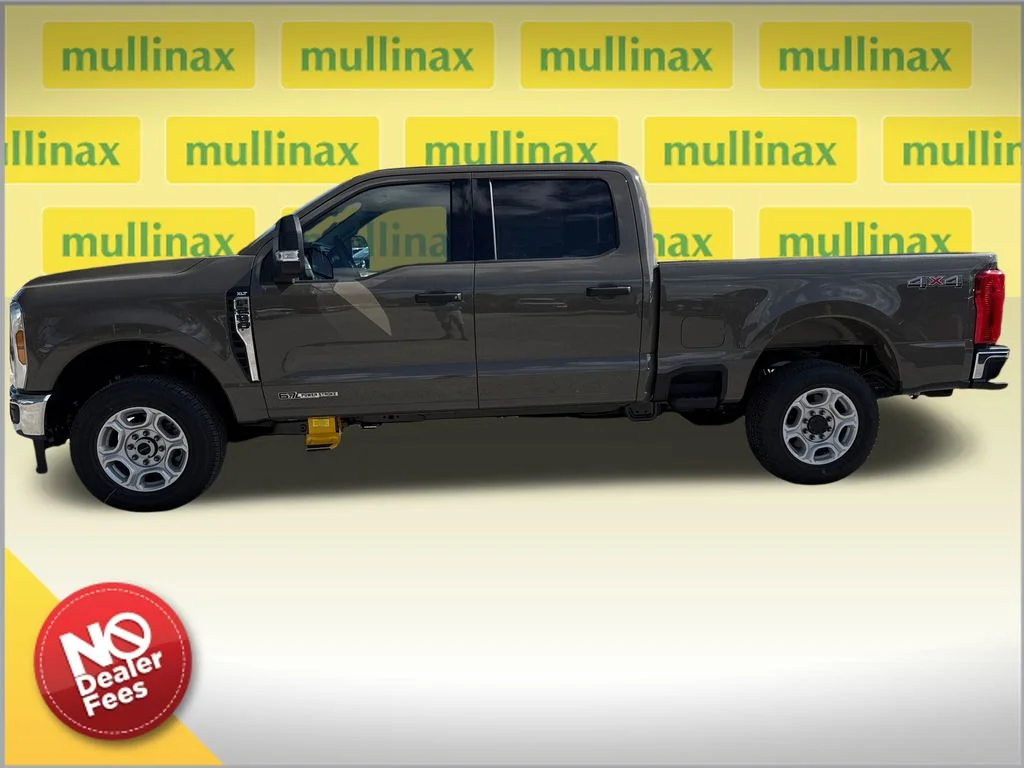 New 2026 Gray Ford XLT image 2