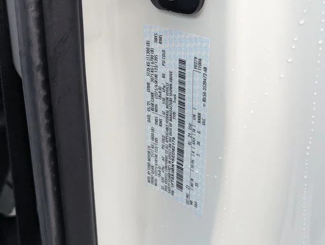 New 2025 Oxford White Ford F-350® XLT image 15